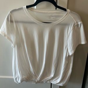 Lulu white T